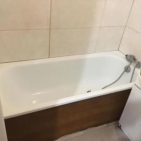 App Longer Apartment